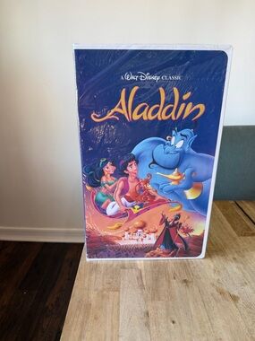 Walt Disney Classic Aladdin VHS Throw Blanket